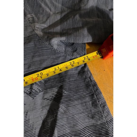 Mens L Tommy Bahama Aloha Hawaiian Floral Print Palm Tree Blue Silk Shirt - Picture 5 of 6